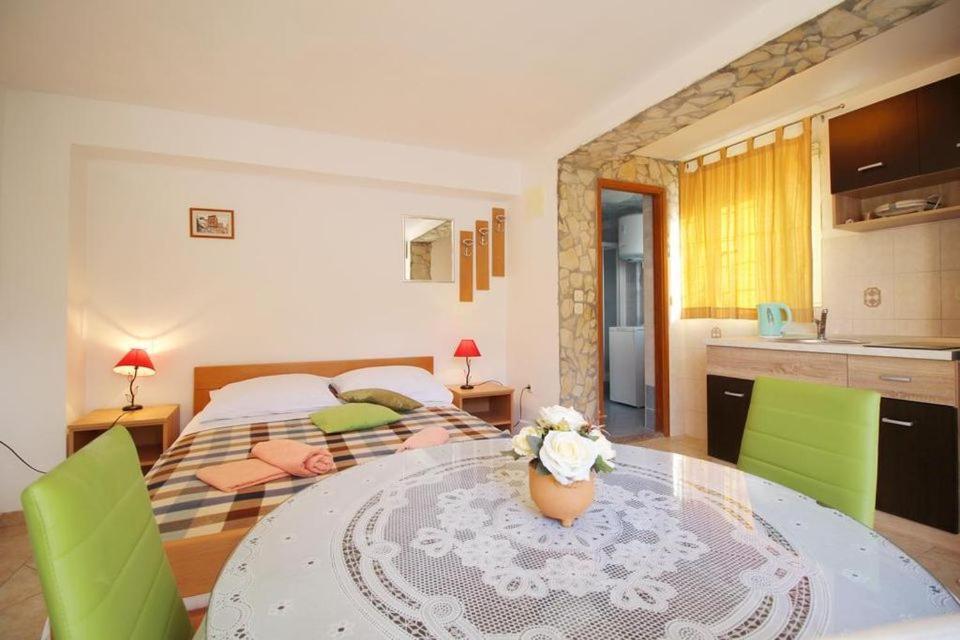 Apartmani L&Z Petrcane Εξωτερικό φωτογραφία